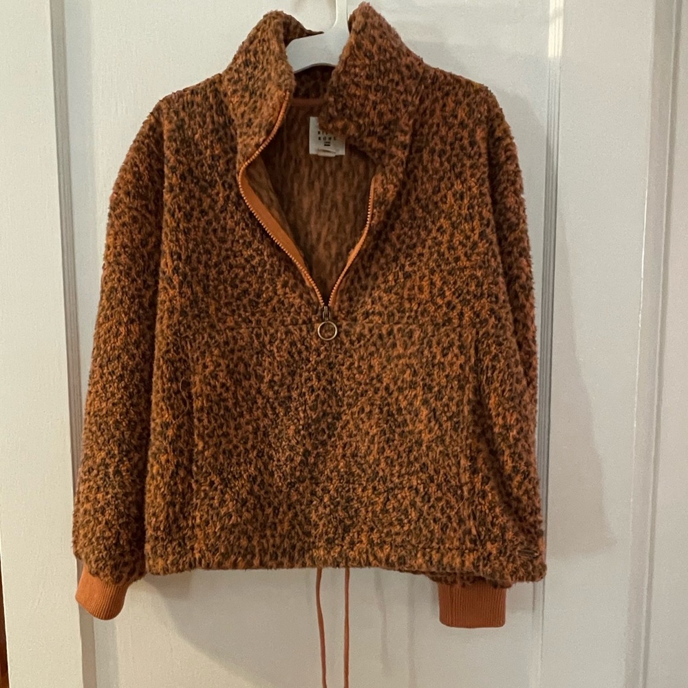 Billabong cropped fleece pullover XS